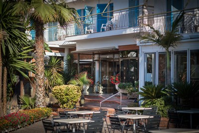 htop PLANAMAR - BUS - vchod