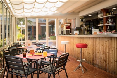 htop PLANAMAR - BUS - restaurace