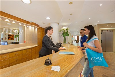 SUMUS MONTEPLAYA - LET - recepce