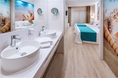 SUMUS STELLA & SPA - BUS - koupelna