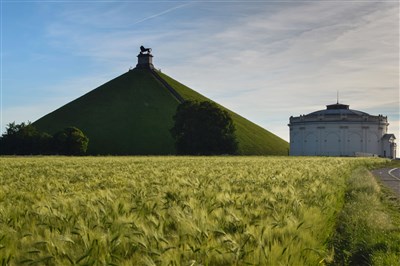 ZEMĚMI BENELUXU - Waterloo