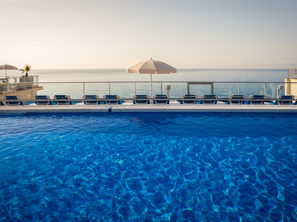 htop PINEDA PALACE & SPA - BUS - bazén