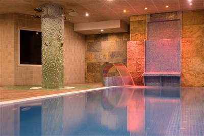 htop PALM BEACH - BUS - vnitřní bazén