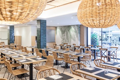 CHECKIN GARBI - LET - restaurace