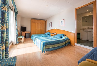 CHECKIN GARBI - LET - pokoj