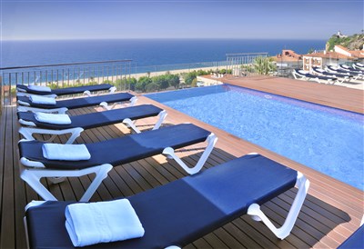 CHECKIN CATALONIA - BUS - bazén