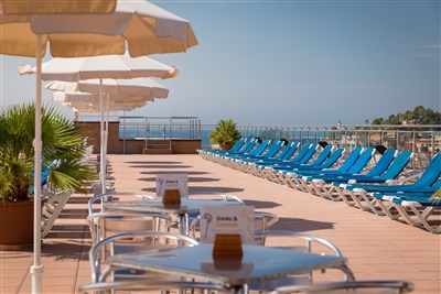 htop CALELLA PALACE - BUS - terasa s výhledem