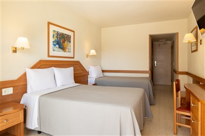 htop ROYAL STAR - LET - pokoj