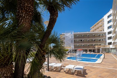 htop ROYAL STAR - LET - hotel s bazénem