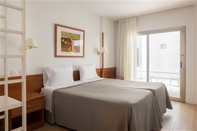 htop ROYAL STAR - LET - pokoj