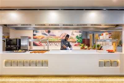 htop ROYAL STAR - LET - restaurace