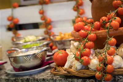 htop ROYAL STAR - LET - restaurace