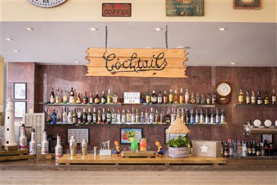 htop ROYAL SUN SUITES - BUS - bar