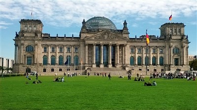 DRÁŽĎANY BERLÍN POSTUPIM - Berlin