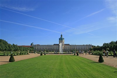 DRÁŽĎANY BERLÍN POSTUPIM - Sanssouci