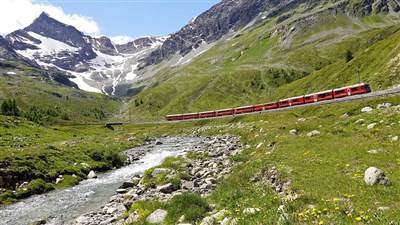 ALPSKÉ PRŮSMYKY A MATTERHORN - Bernina Express