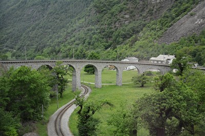 ALPSKÉ PRŮSMYKY A MATTERHORN - viadukt Brusio