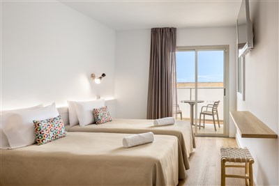 htop AMATISTA - LET - pokoj