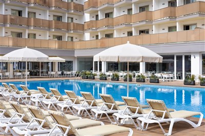 htop AMATISTA - LET - hotel, bazén