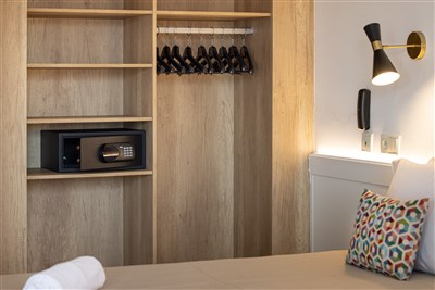 htop AMATISTA - LET - pokoj