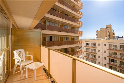 htop AMAIKA - BUS - balkón