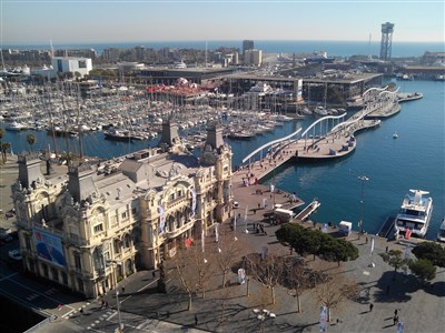 BARCELONA MONTSERRAT GIRONA A BESALÚ s pobytem u moře BUS - Barcelona