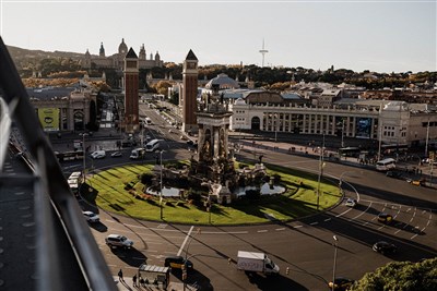 BARCELONA MONTSERRAT GIRONA A BESALÚ s pobytem u moře BUS - Barcelona
