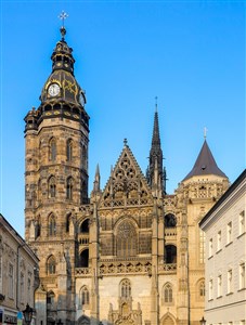 TOKAJSKÉ DOBRODRUŽSTVÍ V UHRÁCH A NA SLOVENSKU